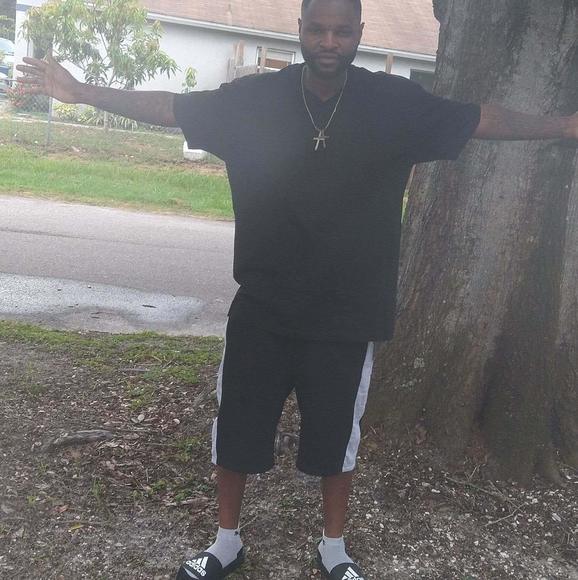 Meet your Posher, Peewee - Picture 1 of 1